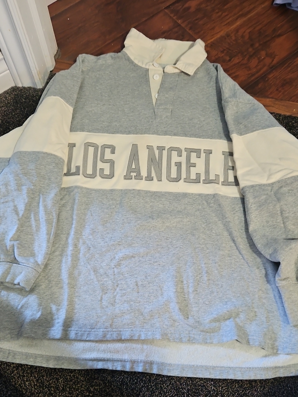 American Eagle Outfitters Los Angeles Rugby Pullover - Light Gray & Cream